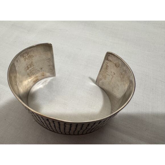 Sterling Silver 925 Dot Wide Cuff Bracelet Dotted 52 Grams Large Modernist - Picture 11 of 11